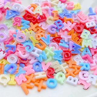 100ชิ้นน่ารักที่มีสีสัน26ตัวอักษรภาษาอังกฤษเล็บศิลปะเรซิ่นออกแบบเสน่ห์ ทําเอง หัตถกรรมเล็บ3ง ตกแต่ง