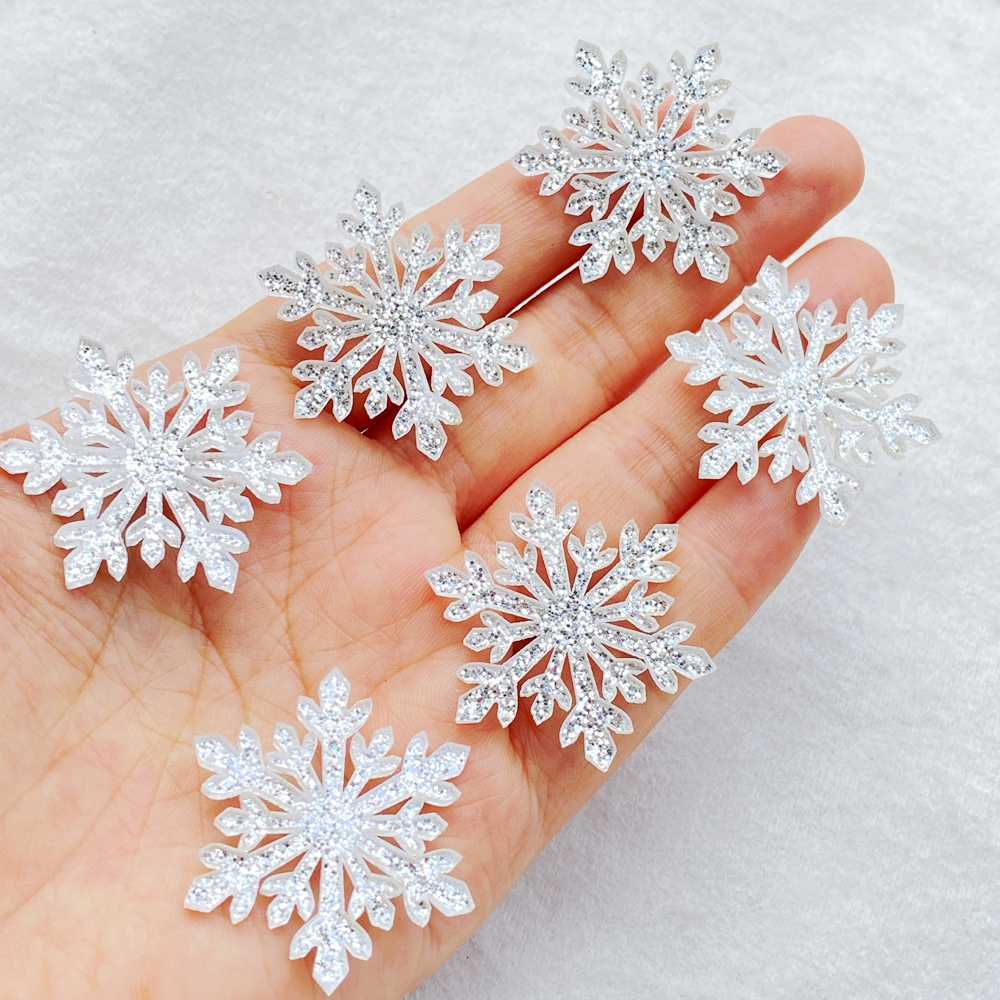 เกล็ดหิมะเรซิ่นสำหรับคริสต์มาส 10 ชิ้น สีสันสดใส เครื่องประดับ DIY และอุปกรณ์ตกแต่งหัตถกรรม - รูปที่ 5