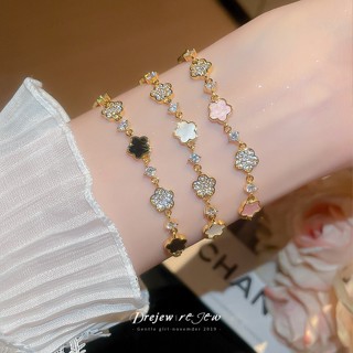 จี้ดอกไม้เพทายและสร้อยข้อมือ เครื่องประดับมือหรูหราและเบา