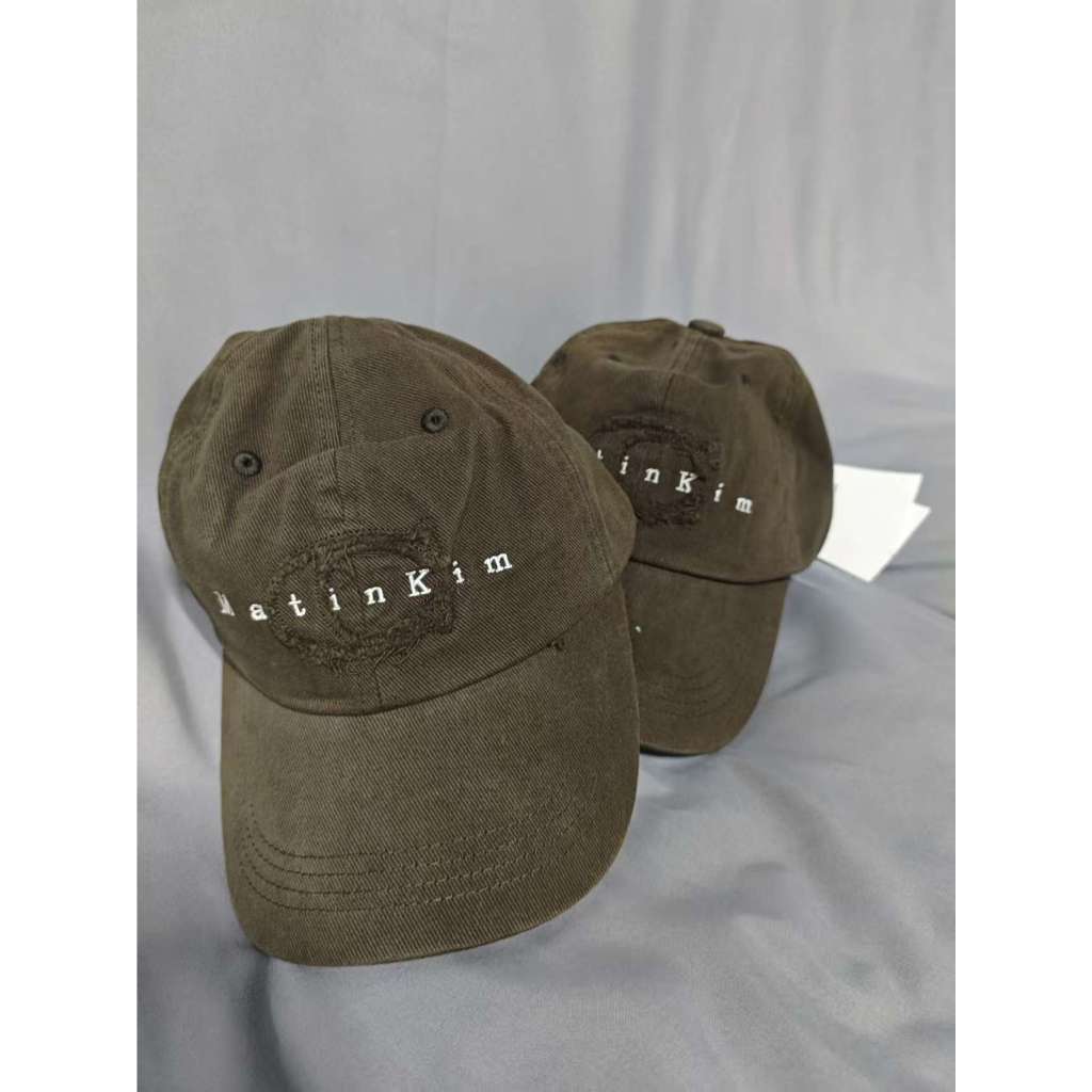 [SR-STUDIO] matin 2025 หมวกผู้ชายผู้หญิงสไตล์เดียวกันการออกแบบเกาหลี Sense Small Ready Stock