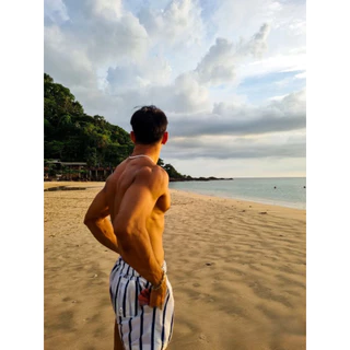 BS |short กางเกงขาสั้นลาย กางเกงขาสั้นลาย เดินเล่นบนชายหาด เล่นน้ำ ไปที่ชายหาด แฟชั่นฤดูร้อนกางเกงขาสั้นแห้งเร็ว