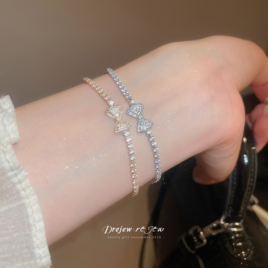 เดรช เพทายโบว์สร้อยข้อมืออารมณ์หรูหราสร้อยข้อมือที่สวยหรูอเนกประสงค์เครื่องประดับมือ