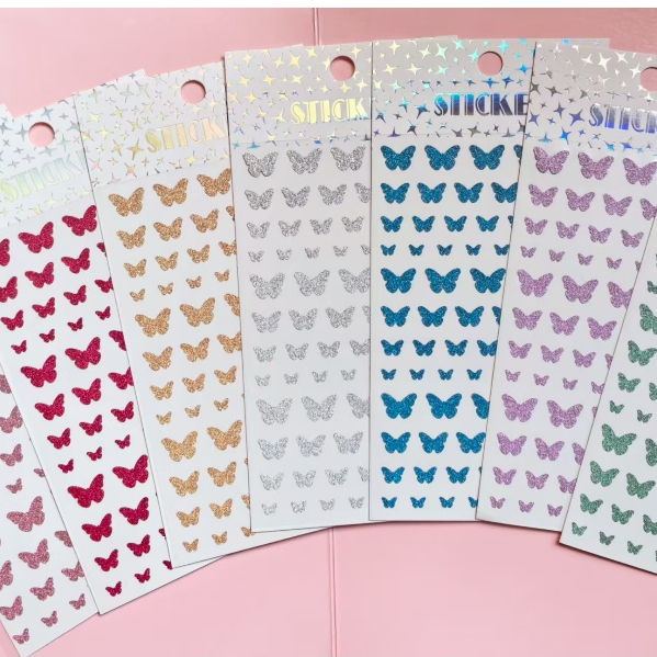 สติกเกอร์ตกแต่งลายผีเสื้อแวววาวด้วยเกล็ดสีทองน่ารัก