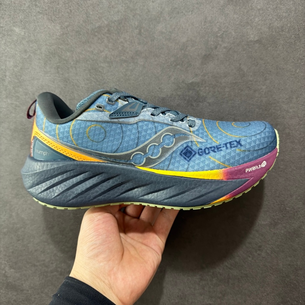 Saucony Saucony TRIUMPH Series Victory 22 Generation Saucony TRIUMPH 22 GTX รองเท้าวิ่งผู้ใหญ่