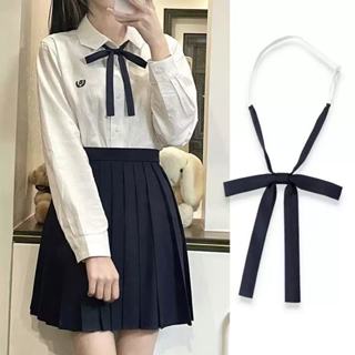 เด็กสาวสไตล์ริบบิ้นผูกโบว์ผูกสําเร็จพร้อมลําแสง