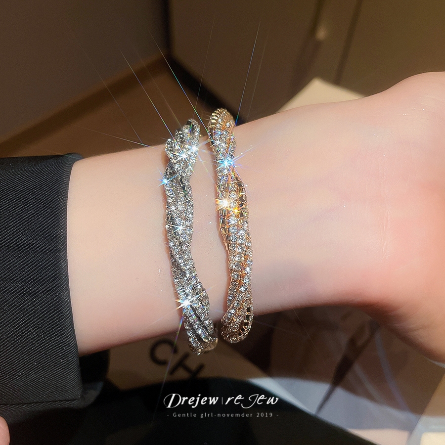 สร้อยข้อมือเพชรฝังหลายชั้นแบบซูเปอร์แฟลช สวยงามหรูหรา เหมาะสำหรับสวมใส่ในโอกาสต่างๆ