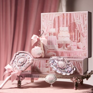 Flower Knows August Fairy Pink Moments ลิปกลอส/ชุดของขวัญอายแชโดว์