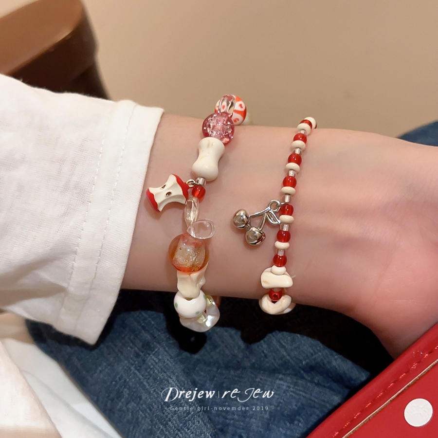 สร้อยข้อมือเซรามิกคริสตัลแอปเปิ้ลลูกปัด อารมณ์หวาน สไตล์หลากหลาย เครื่องประดับมือสำหรับคนพิเศษ