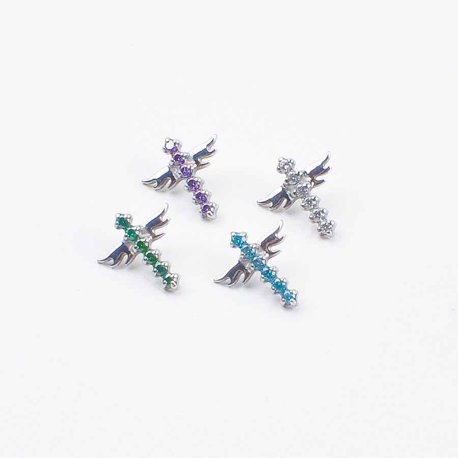 ดีไซน์น่ารัก Cross-Shaped Top ต่างหู Labret ASTM F136 ไทเทเนียม Implant Clear CZ เกลียวเครื่องประดับ