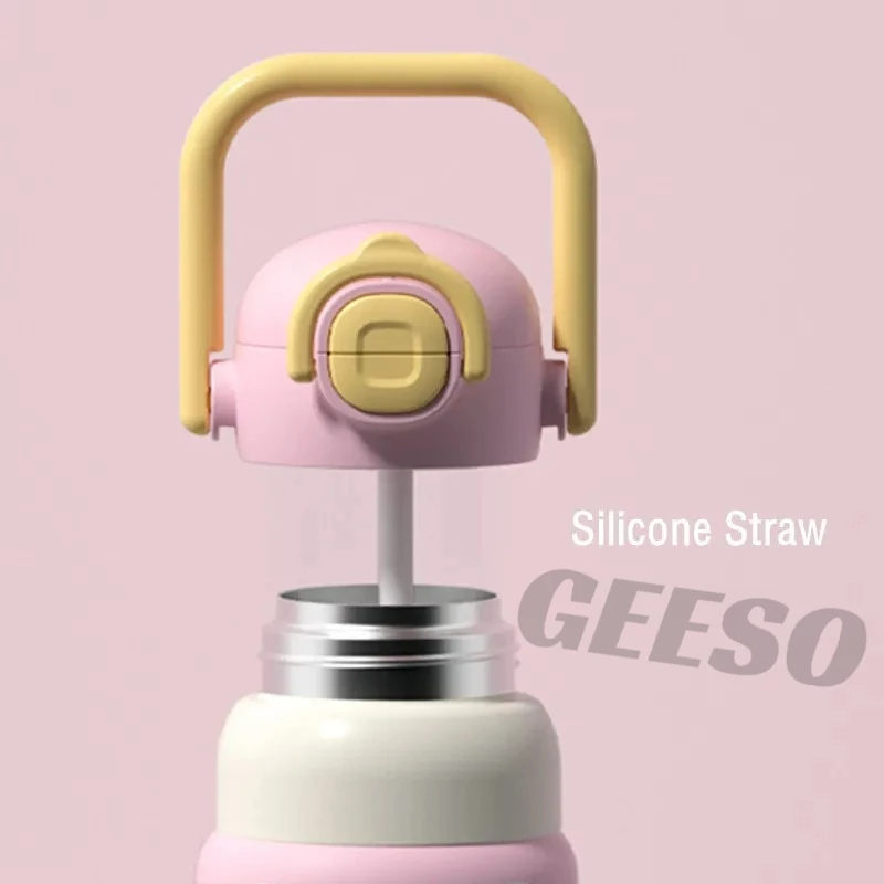 GEESO 600ML น่ารัก Tumbler สแตนเลส 316 กระติกน้ําสูญญากาศพร้อมฟางแบบพกพาเครื่องดื่มคู่ขวดความร้อนเด็ก Handheld Thermos Bottle Cute Cartoon 卡通便携壶 thumbnail 5