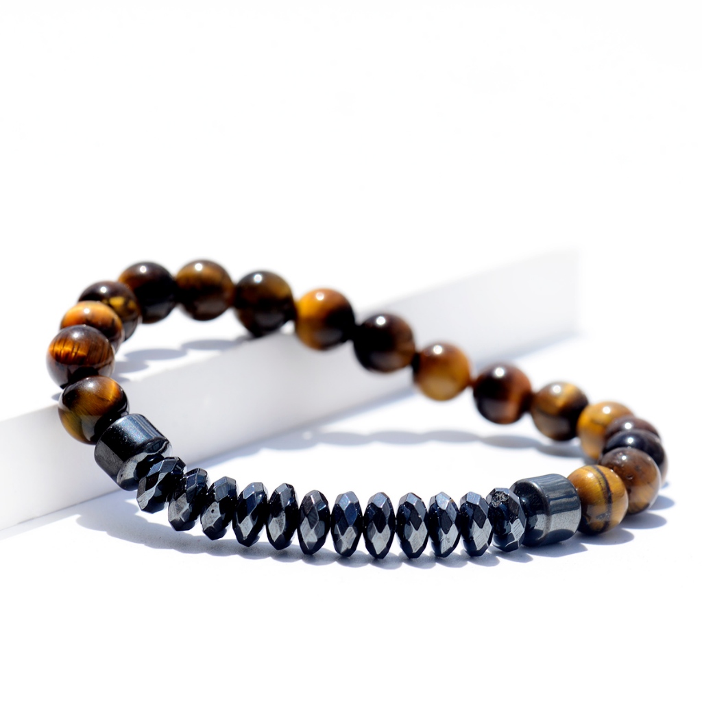 สร้อยข้อมือหินธรรมชาติคลาสสิก ลูกปัด Lava, Tiger Eye, Hematite สำหรับผู้ชาย แฟชั่นและของขวัญที่ดี