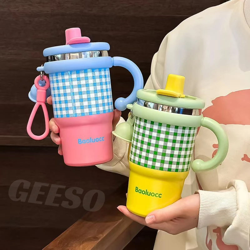 GEESO 316 Stainless Steel แบบใหม่มีที่จับ แก้วกาแฟ แก้วเก็บความเย็น 600ml กระติกน้ําร้อน พร้อมหลอด ลายสก็อต Dual Drinking Mouth Cup Water Bottle 双饮保温杯 thumbnail 3