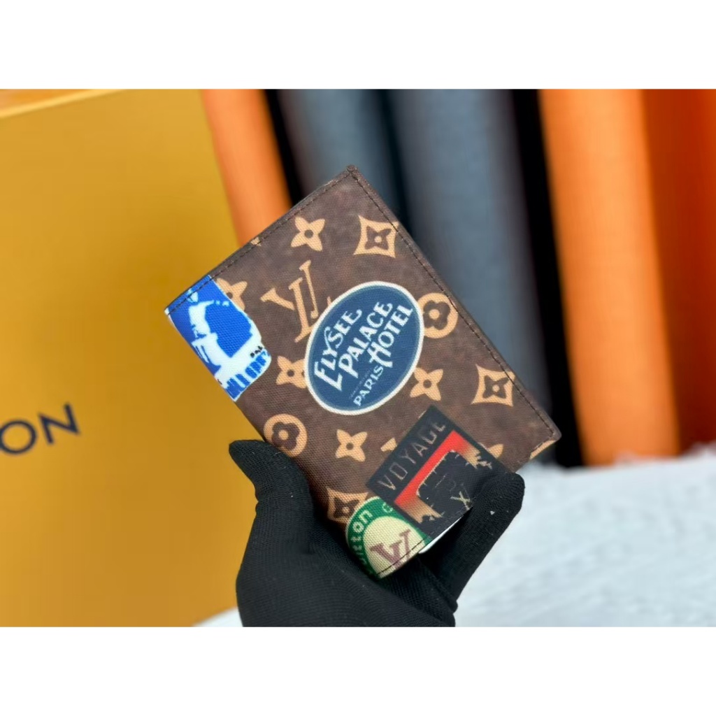 ใหม่ ที่ใส่พาสปอร์ต M 83519 Dimensions: 10 x 14 x 2.5 cm