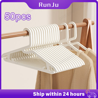 ไม้แขวนเสื้อ 10/30/50 แพ็ค สีขาว มินิมอล กันลื่น พลาสติกหนา …