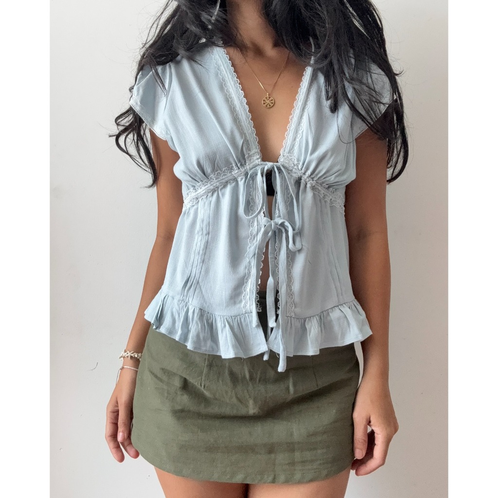 เสื้อลูกไม้แขนสั้น slim fit tops สำหรับผู้หญิง เย็บอย่างประณีต เหมาะสำหรับ STREETWEAR ฤดูร้อน