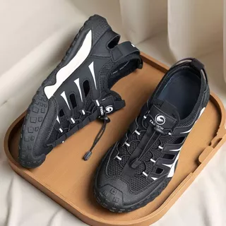 รองเท้าแตะผู้ชายลําลองกลางแจ้ง Openwork Water Shoes Breathable Mesh Fabric Mens Shoes#H102
