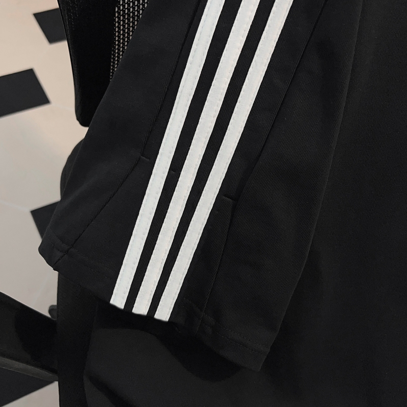 【จัดส่งจากกรุงเทพฯ】🔥NASA ฤดูร้อน ลายแมวการ์ตูน 🐱 สไตล์ขี้เกียจ oversize แขนสั้น ยูนิเซ็กส์ ลำลอง เทรนด์ สามแถบ สีดำ เสื้อYG813 - รูปที่ 3