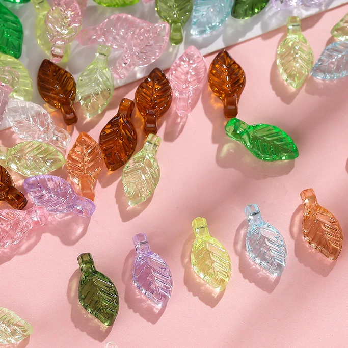 จี้ใบไม้ DIY (100 ชิ้น) 5x10.5mm ลูกปัดอะคริลิคโปร่งแสง จี้ลูกปัดสำหรับทำเครื่องประดับสร้อยข้อมือ