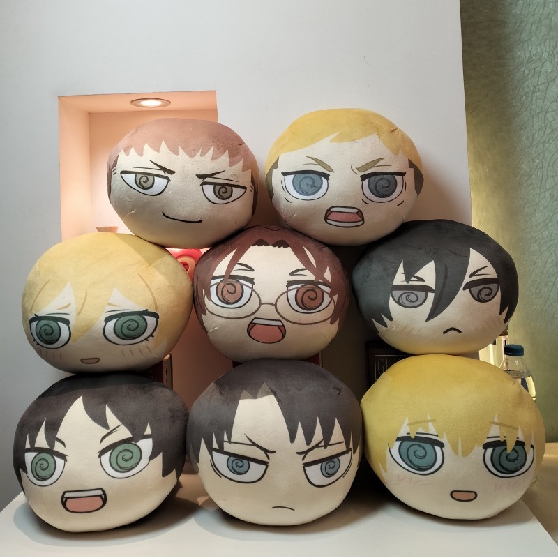 อะนิเมะโจมตีบนTitanคอสเพลย์การ์ตูนเบาะหลังเครื่องประดับโยนหมอนEren Hange Erwin Levi Armin Eren Jaegerตุ๊กตาPlushรุ่นQนุ่มจี้10ซม.Mascoppetสําหรับแฟนๆ