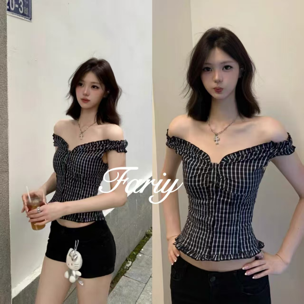 Fariy🍒คลังสินค้าพร้อม🍒 เสื้อเชิ้ตลายสก็อตสีดำสไตล์เรโทรสุดฮอตสำหรับผู้หญิง ทรงสั้นเปิดไหล่ ทรงเข้ารูปช่วงเอว