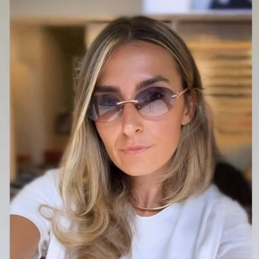 TF แว่นกันแดดผู้หญิงทรงรีโลหะ TF3104D