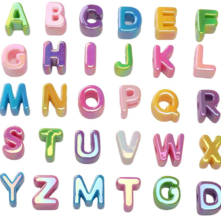 St.kunkka 5Pcs ลูกปัดชุบ UV พร้อมตัวอักษรภาษาอังกฤษ A-Z และสีอะคริลิค สำหรับทำสร้อยคอและสร้อยข้อมือ DIY