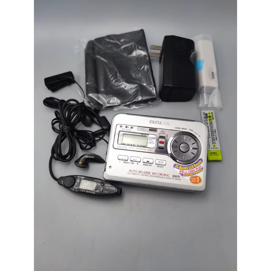 AIWA JX879 Walkman - เครื่องเล่นเทปคาสเซ็ต 3-in-1 ของญี่ปุ่นพร้อมการบันทึกและวิทยุ