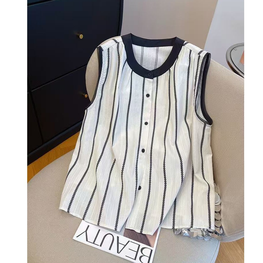 เสื้อแขนกุดพิมพ์ลาย อัปเดตเทรนด์เกาหลีสำหรับผู้หญิง