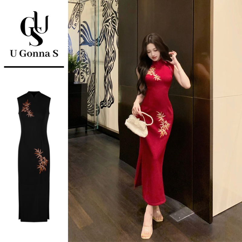 ชุดแซ็ทแขนกุดสีแดง ชุดเชิ้องซามแบบโมเดิร์นสำหรับผู้หญิง พร้อมกระโปรงเข้ารูป สไตล์จีนเซ็กซี่ เหมาะสำหรับงานปาร์ตี้และโอกาสพิเศษ