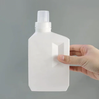 ขวดรีฟิล ใส่น้ำยา ใส่ของเหลวอื่นๆ แบบเติม ความจุขนาด500/1000/2000 ML ทรงสีเหลี่ยม มีฝาปิด พลาสติกดี สติ๊กเกอร์ป้ายแถม