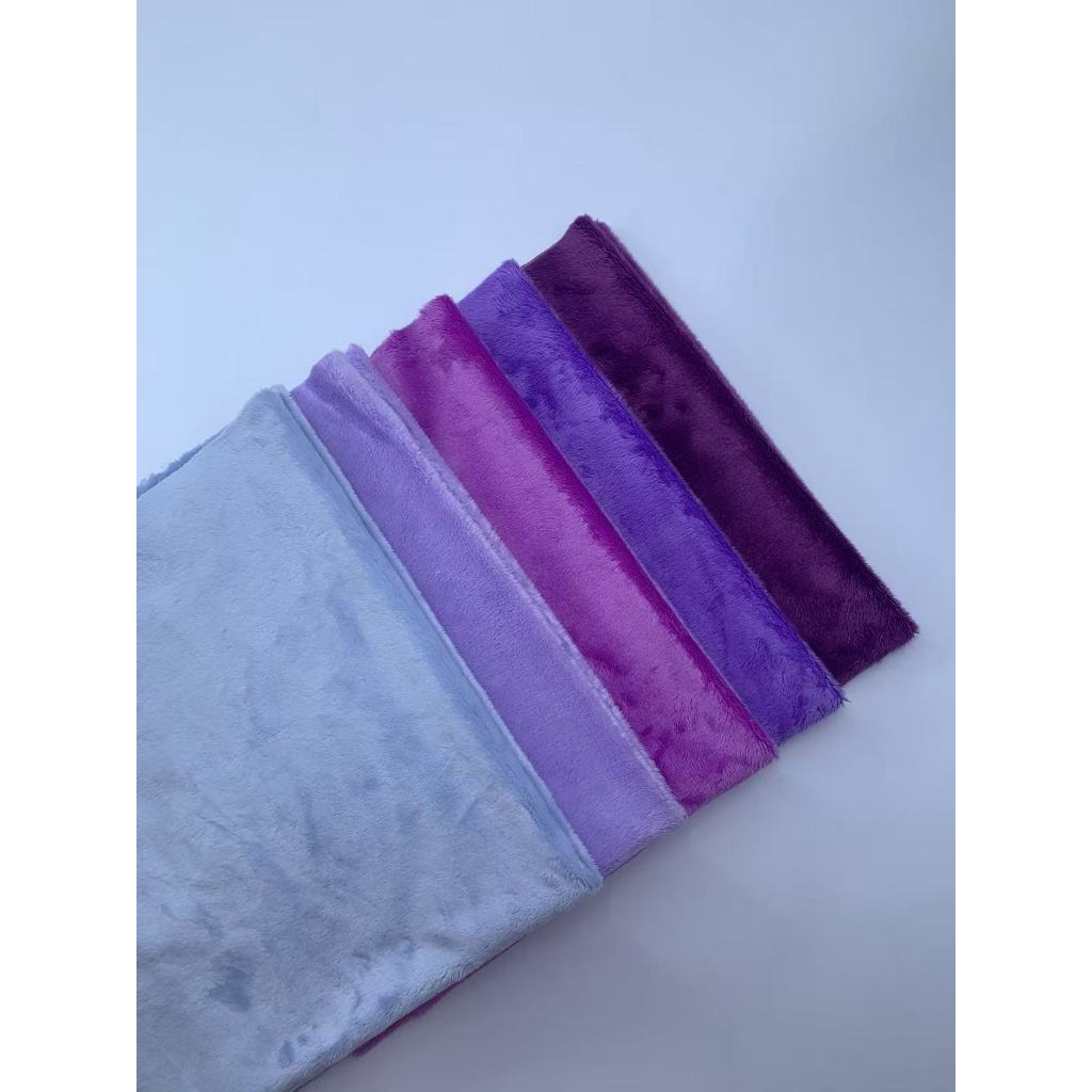 ชุดผ้ามินนิค สีม่วงสีน้ำเงิน ขนาด 45x50cm โพลีเอสเตอร์ 100% เหมาะสำหรับงานฝีมือ เช่น หมอน ผ้าห่ม และถุงนอน ราคา ถูกที่สุด ดีลบีเคเค แกลเลอรีภาพที่ 3