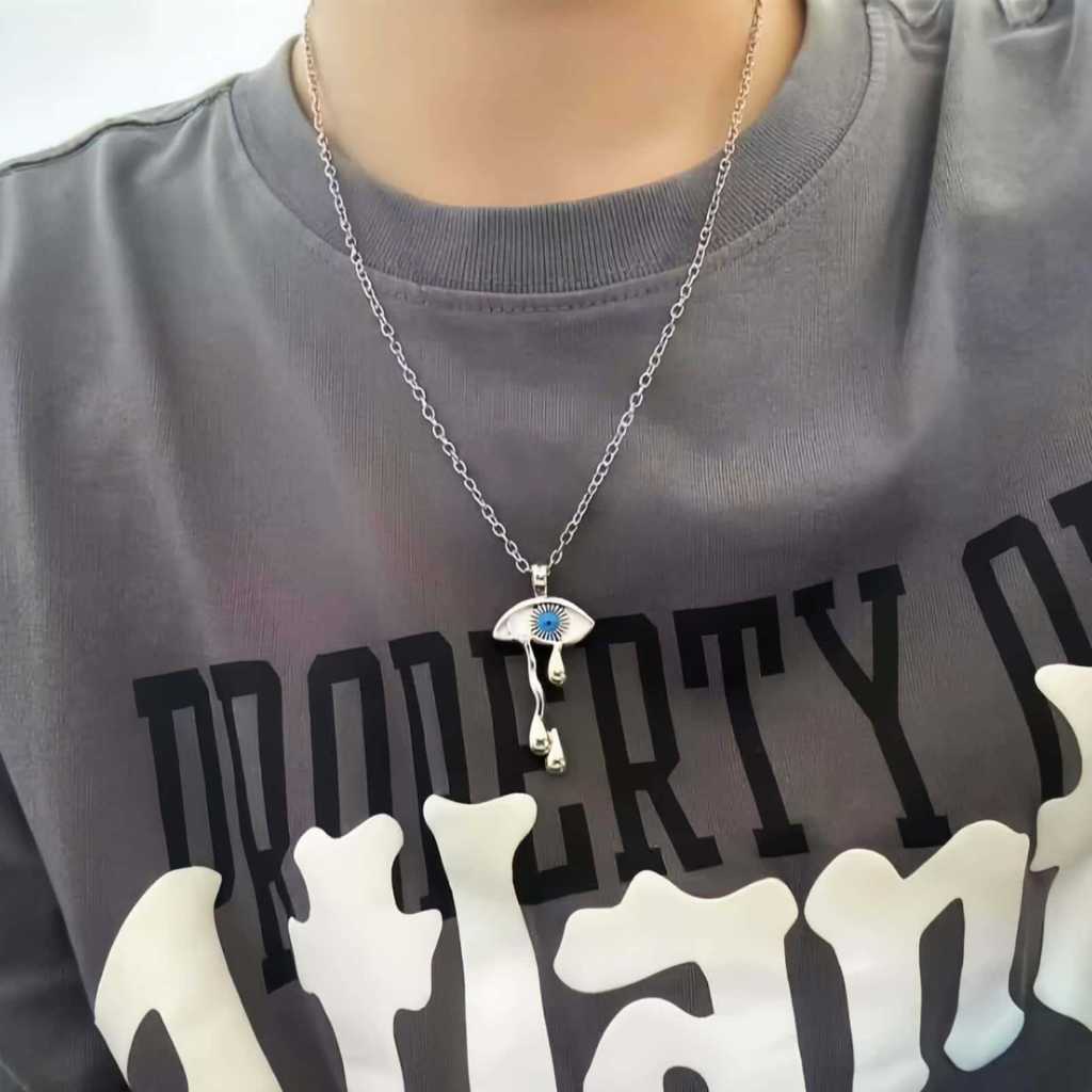 สร้อยคอจี้ตาปีศาจวินเทจ ดีไซน์ตาสีฟ้า ผลิตจากเหล็กไทเทเนียม