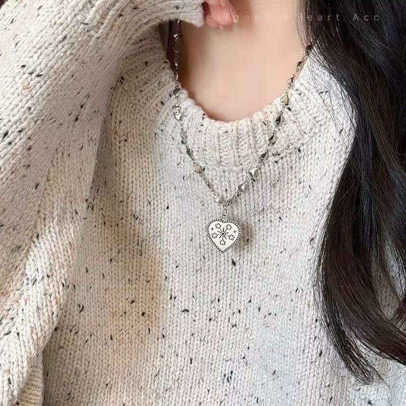 สร้อยคอวินเทจลายดอกไม้สไตล์เกาหลี ออกแบบแบบย้อนยุค เกล็ดหิมะแกะสลักสวยงาม - รูปที่ 3