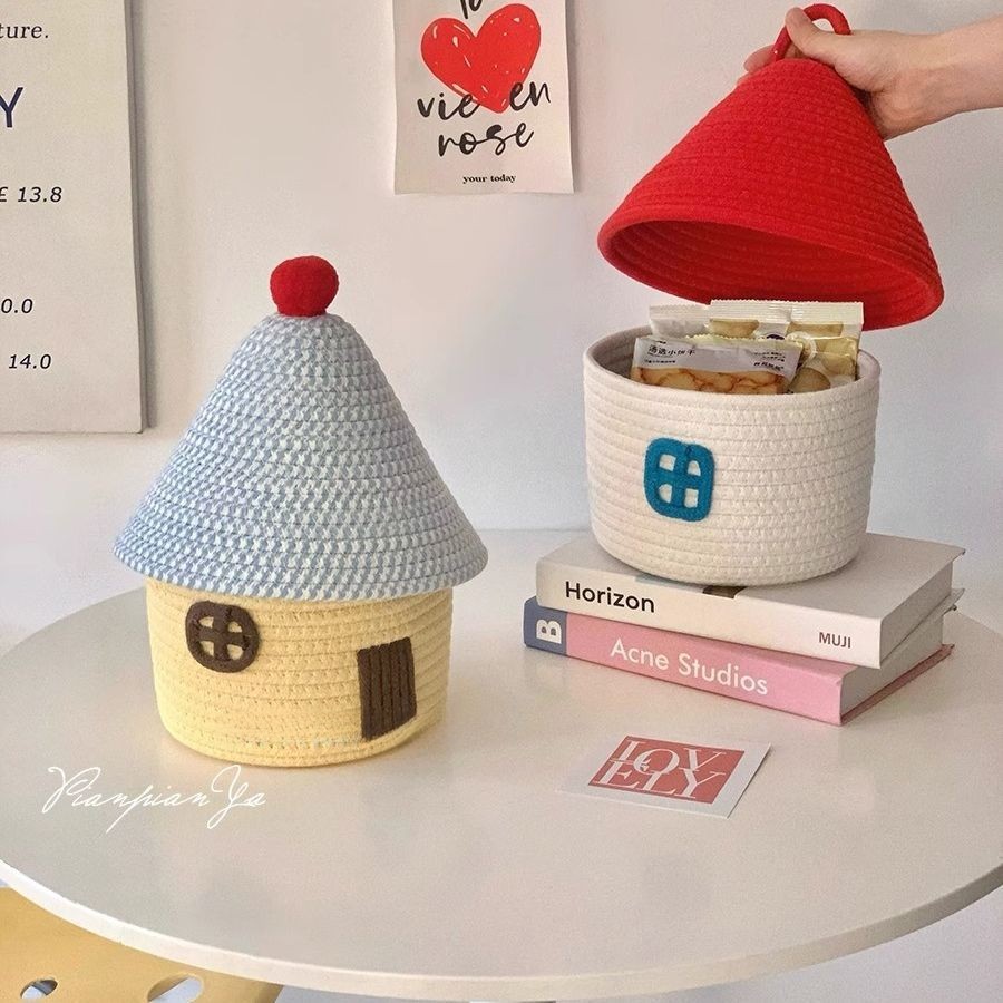 Desk organizer กล่องเก็บของทรงบ้าน ถักสาน มินิมอล กล่องใส่ของ จัดระเบียบ โต๊ะทำงาน ออฟฟิศ พร้อมส่ง
