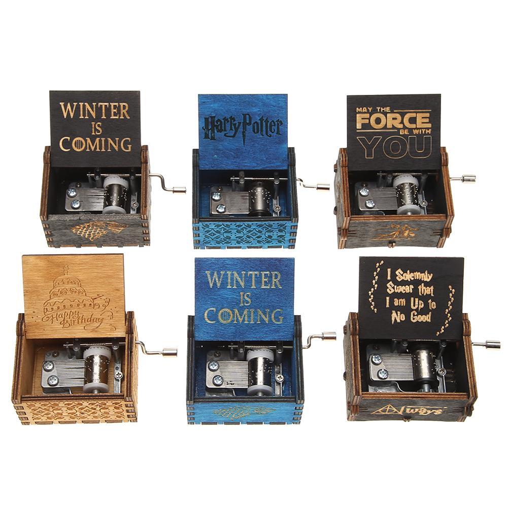 ✨ Virgil ✨ ไม้เดสก์ท็อปตกแต่งประณีตวินเทจไม้กล่องดนตรีสร้างสรรค์คู่มือแฟชั่นสําหรับวันเกิดของขวัญคริสต์มาสสําหรับเพื่อนเด็กหนุ่มๆสาวๆ