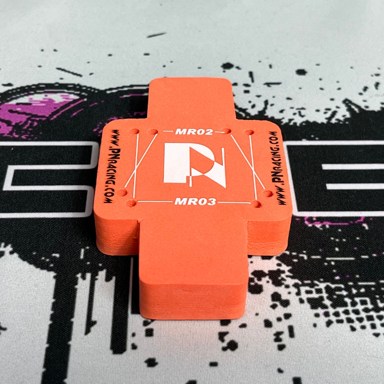 ผลิตโดย PNRacing Mini รีโมทคอนโทรลสถานีซ่อมรถยนต์ซ่อมฐานปรับฐานรถ700650