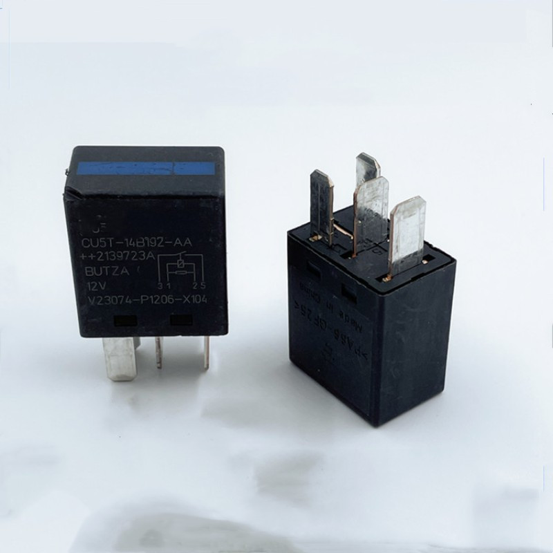 รีเลย์ CU5T-14B192-AA V23074-P1206-X104 30A12V 4-Pin รีเลย์รถยนต์