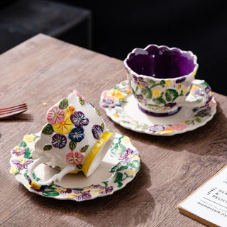 HongDian แก้วมัคเซรามิก ceramic porcelain mug cup พร้อมจานรอง ลายปั้นนูนวาดมือ underglaze ดีไซน์หรูหรา มีหูจับ กันลื่น กันร้อน ปลอดภัยต่ออาหาร ทนความร้อน สีไม่ซีดจาง ใช้กับ microwave oven ได้ ล้างใน dishwasher ได้ ทำความสะอาดง่าย ใช้เป็นแก้วกาแฟ แก้วน้ำ