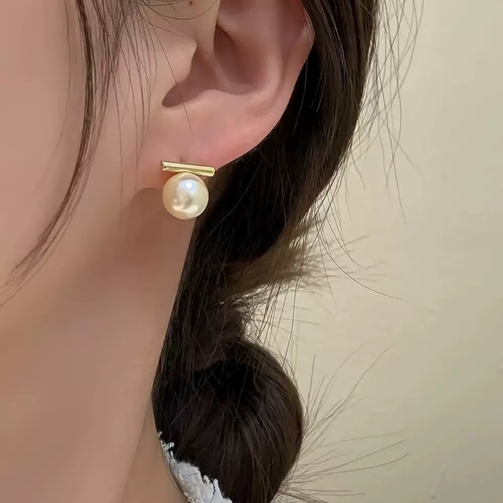 ต่างหูสตั๊ดสไตล์ญี่ปุ่นและเกาหลี ออกแบบสวยงาม วัสดุไทเทเนียมสีกักขัง เหมาะสำหรับคนแพ้ง่าย