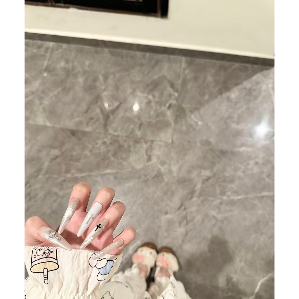 Y2k Cross Heart Hot Girl Hand-Wearing Nails