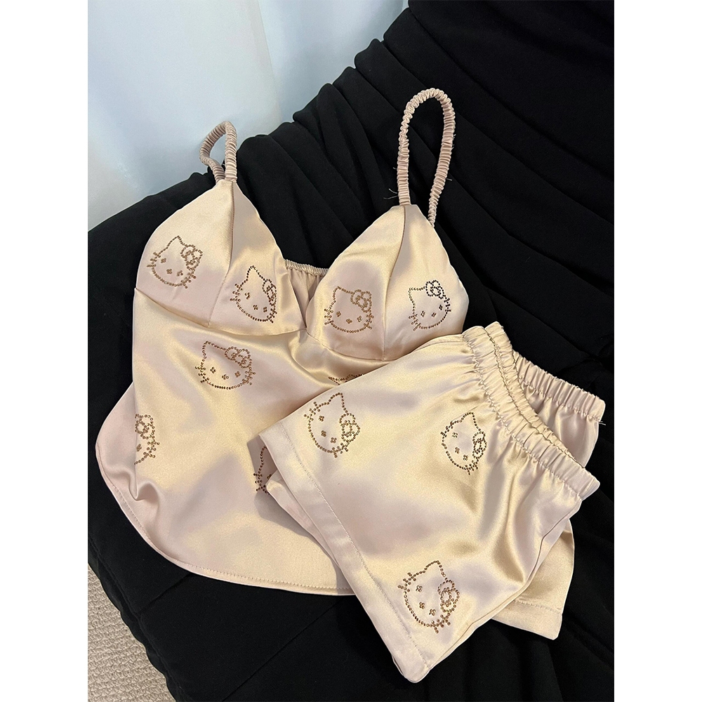 [TPNY]ชุดนอนผ้าไหมน้ำแข็งพิมพ์ลาย Hello Kitty ประดับเพชรสุดฮอต 2 ชิ้น - รูปที่ 4