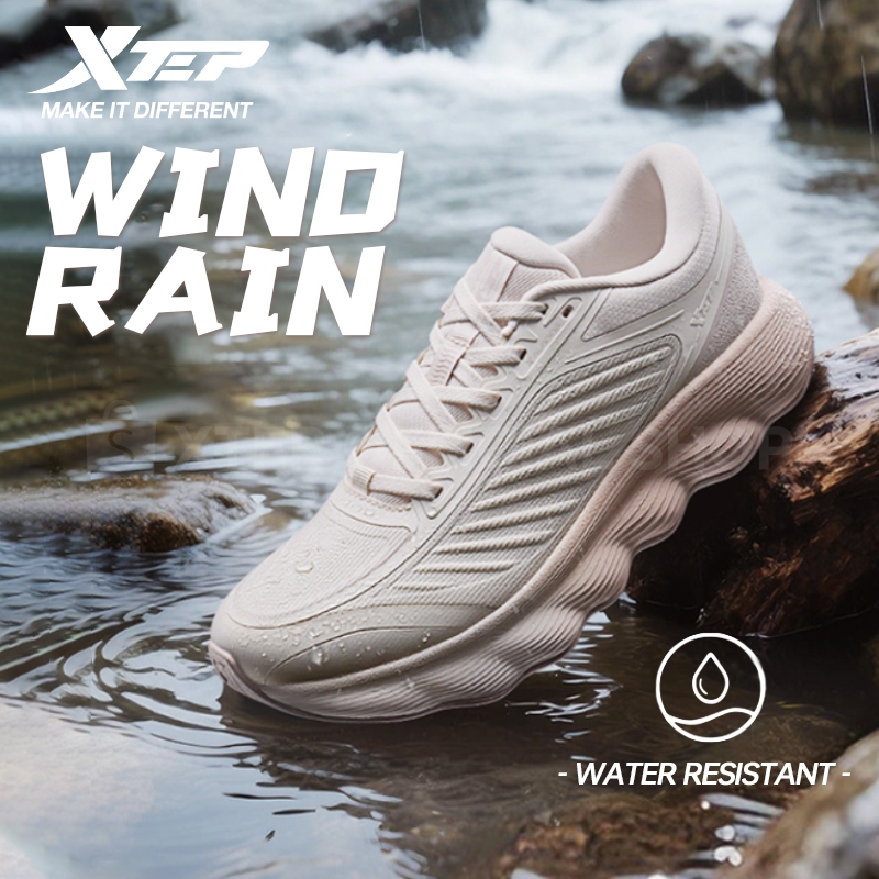 【xtep】Wind-Rain | รองเท้าวิ่งผู้หญิง สำหรับฤดูใบไม้ร่วง น้ำหนักเบาทึมน้ำได้