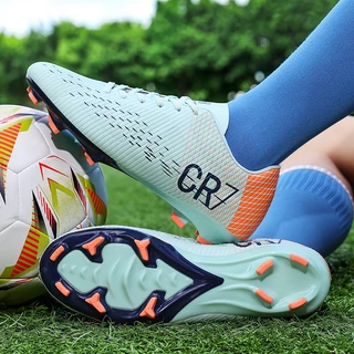 2025 ใหม่ CR7 รองเท้าฟุตบอลวิทยาเขตการฝึกอบรมกีฬากลางแจ้ง 4 สีขนาด 35-45