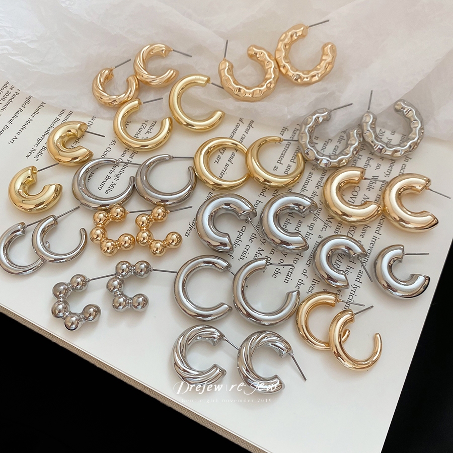 ต่างหูรูปตัว K สไตล์ยุโรปและอเมริกา ดีไซน์เรียบหรูPERSONALIZED JEWELRY
