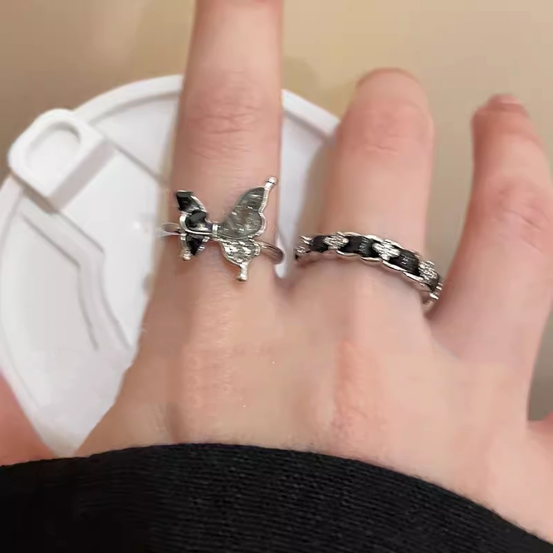 แฟชั่นหนังเกาหลี แหวนผีเสื้อ.Cross Zirconia สไตล์สำหรับผู้หญิง