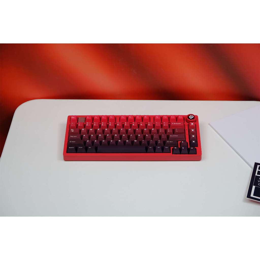 ปุ่มกดไล่ระดับสีสีแดง 147 คีย์วัสดุ PBT โปรไฟล์เชอร์รี่สําหรับ CHERRY MX Switch คีย์บอร์ดเครื่องกล