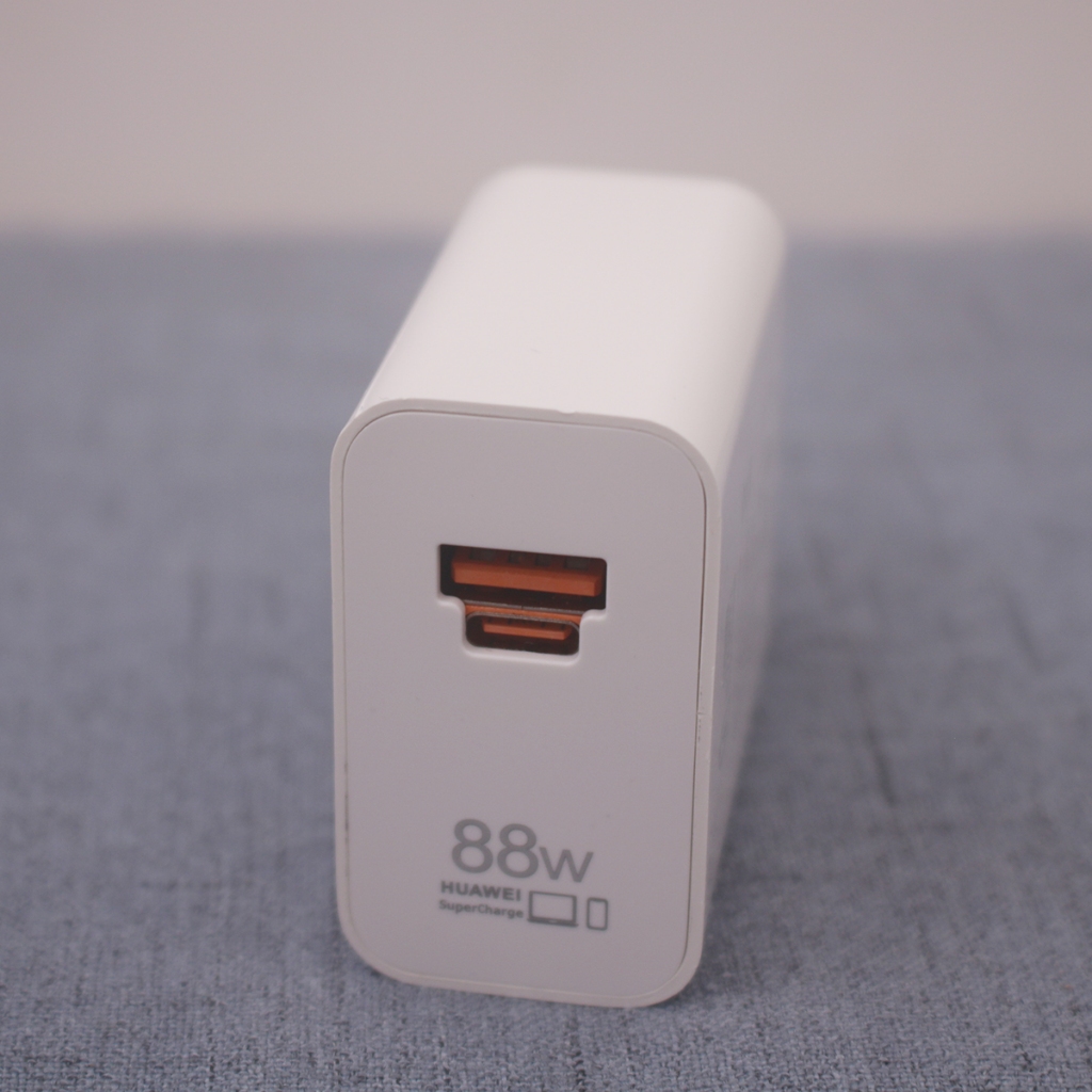 Original Huawei 88W Dual Ports Charger EU SuperCharge USB A/C PD Power Adapter 6A ประเภท C สําหรับ M