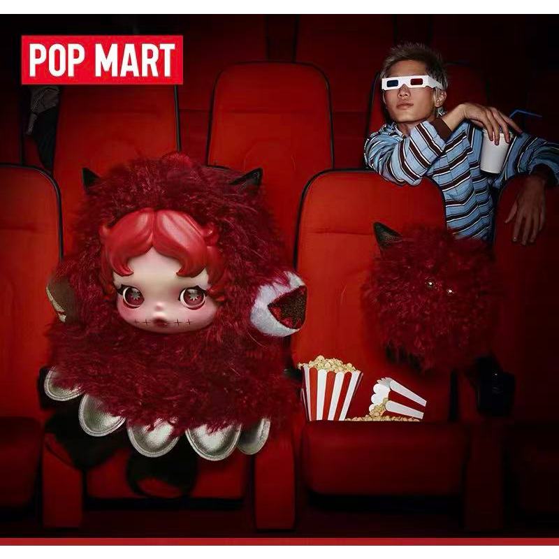 POPMART Bubble Mart SKULLPANDA ชุดโรงละครนอนไม่หลับตุ๊กตาของเล่นพวงกุญแจของขวัญกล่องตาบอด