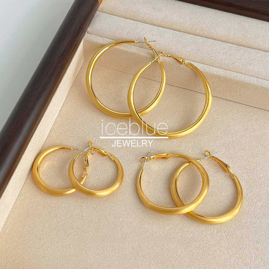 Iceblue-18K Gold Plated Brushed Golden Large Circle ต่างหู S925 เข็มเงิน Hypoallergenic กันน้ํา Non Tarnish ของขวัญหรูหราต่างหูแฟชั่นสําหรับผู้หญิง E109