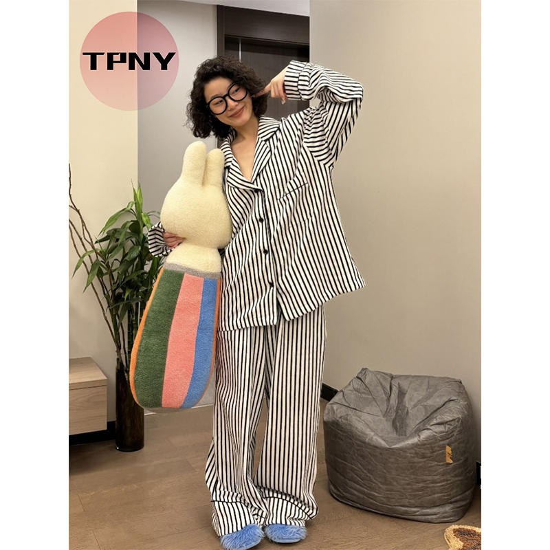 [TPNY] FASHION LOUNGEWEARหญิงสไตล์เกาหลีแบบเรียบง่ายจากกํามะหยี่ หนาอบอุ่นสำหรับฤดูหนาว